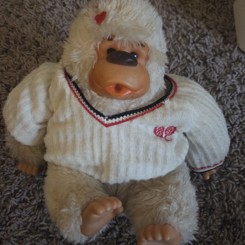 Vintage  Baby Gonga Monkey Ape Russ Berrie & Co Plush Thumb Sucker Taiwan 8”